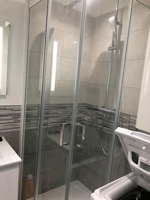 Apartament Petite Endroit Splendide. Six-Fours-les-Plages Zewnętrze zdjęcie