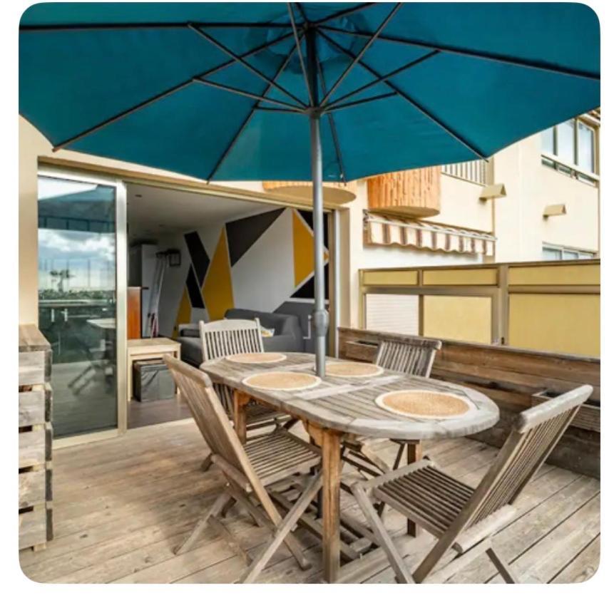 Apartament Petite Endroit Splendide. Six-Fours-les-Plages Zewnętrze zdjęcie